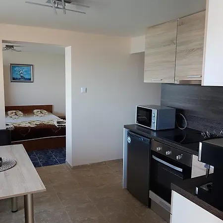 Apartment At The Coast *